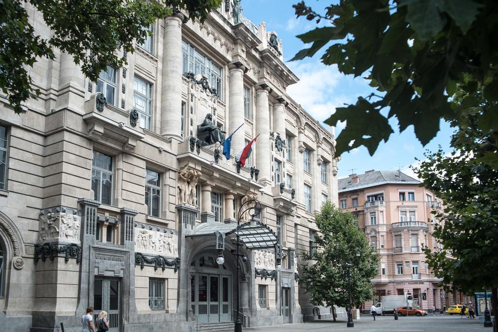 Ferienwohnung Inviting Flat In The Heart Of Town Budapest Exterior foto