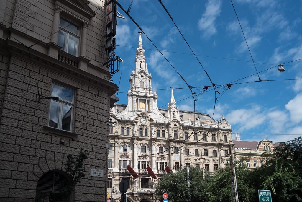 Ferienwohnung Inviting Flat In The Heart Of Town Budapest Exterior foto