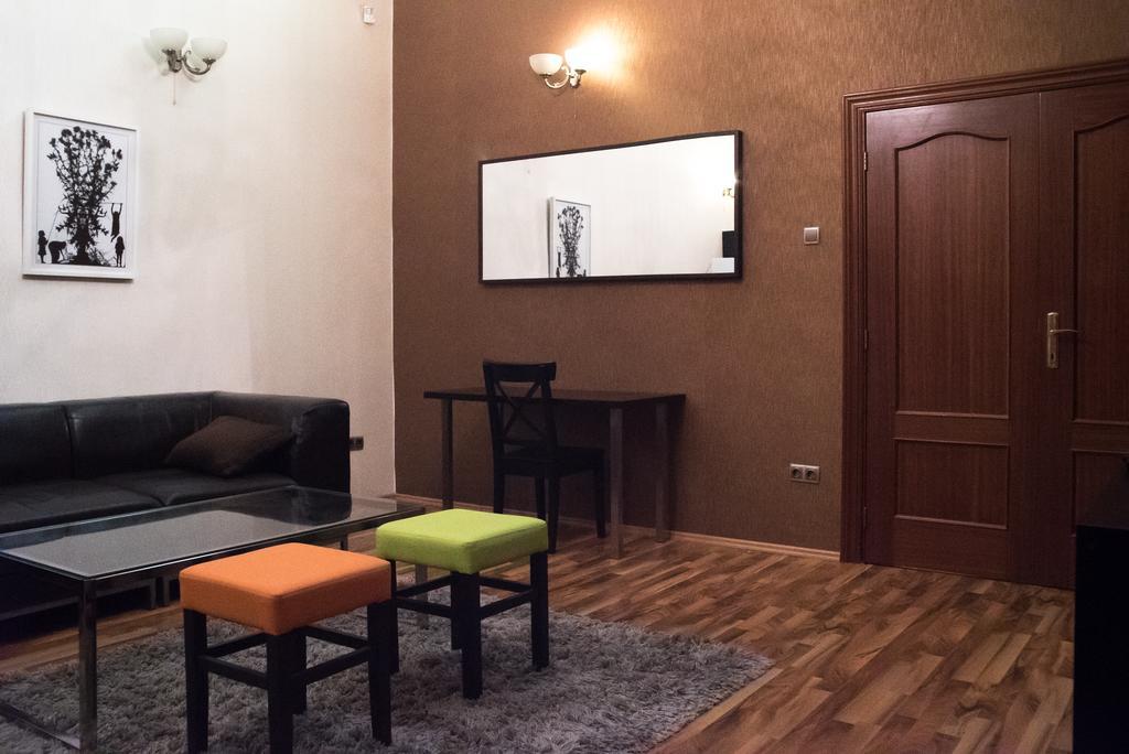 Ferienwohnung Inviting Flat In The Heart Of Town Budapest Exterior foto
