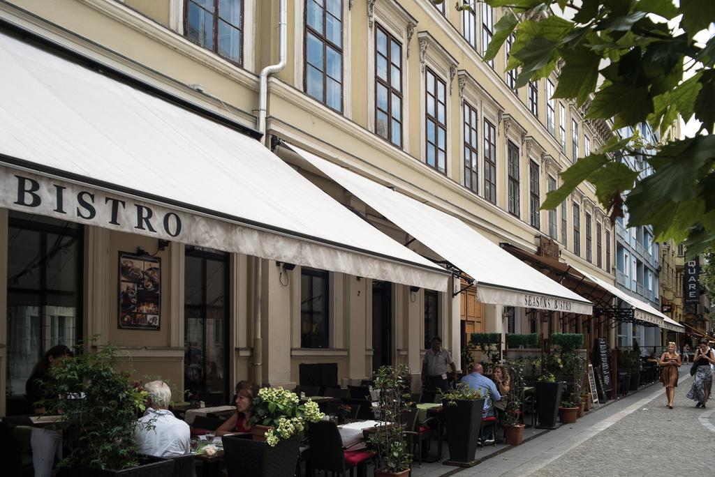 Ferienwohnung Inviting Flat In The Heart Of Town Budapest Exterior foto